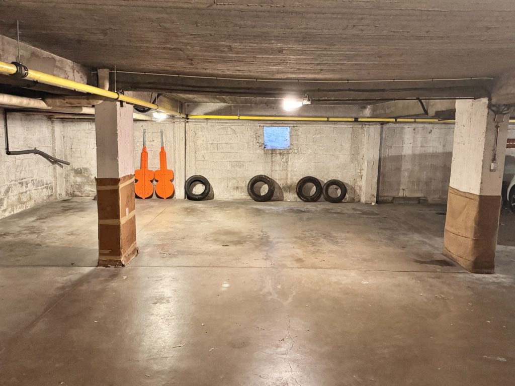 AC – DE RYCKERE – Parking intérieur – 11 000 €